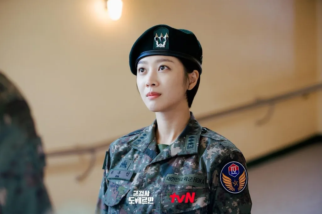 dorama com Jo Bo Ah military prosecutor