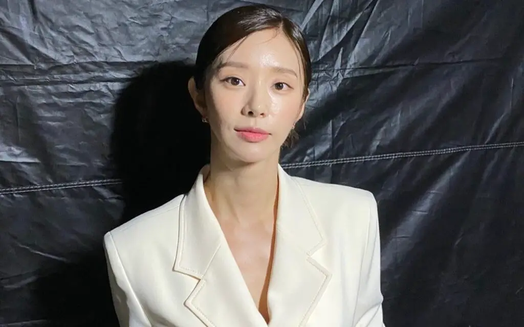 Lee Joo-Bin - Reparto de Queen of Tears