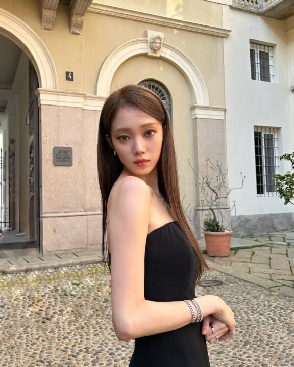 Lee Sung Kyung